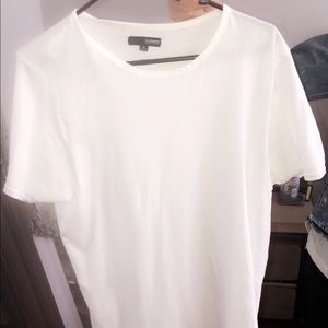 Super long white tee shirt